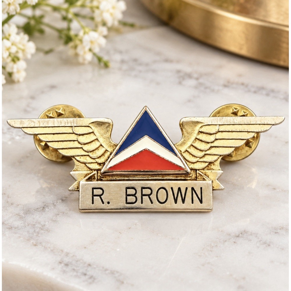 Vintage Delta Air Lines Flight Attendant Wings R Brown Employee Name Badge Pin